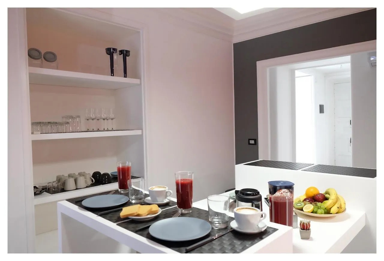** Frühstückspension B&B Elmi CTA Italien