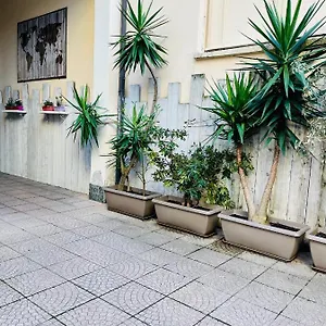 Via Padova 165 2*, Milánó Olaszország